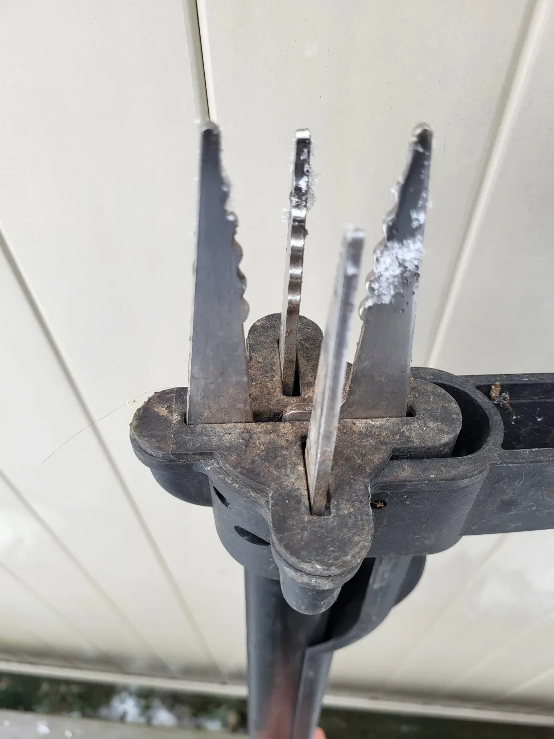 Lawn Weeding Tool image indicator(2)