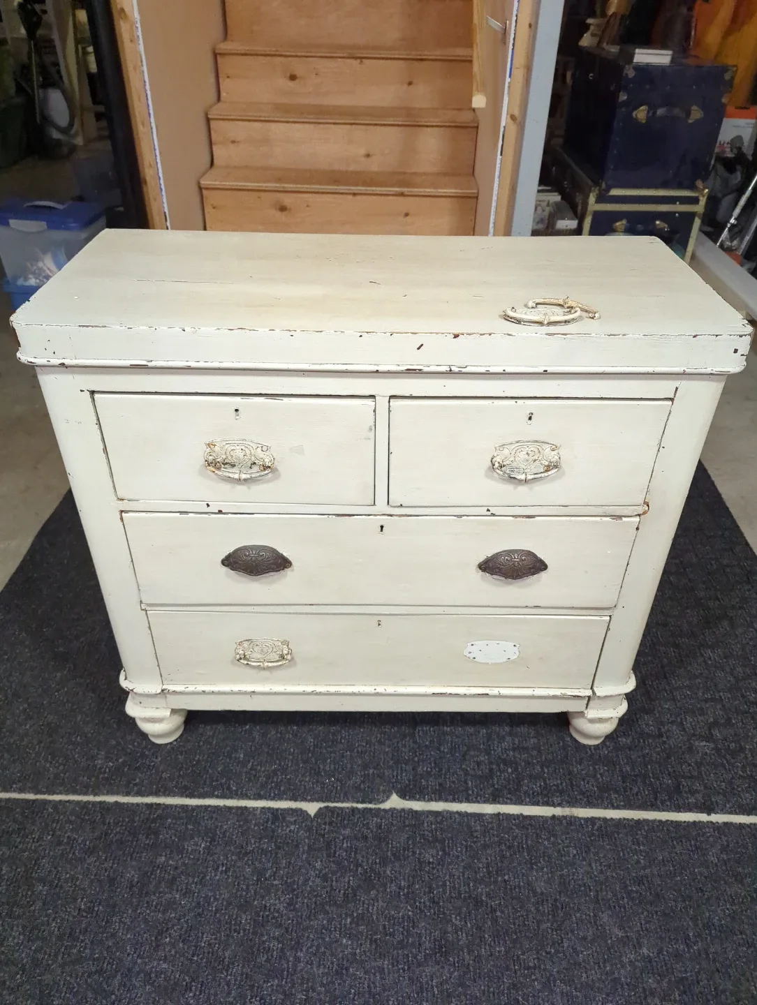 Vintage White Painted Wood Chest of Drawers image indicator(2)