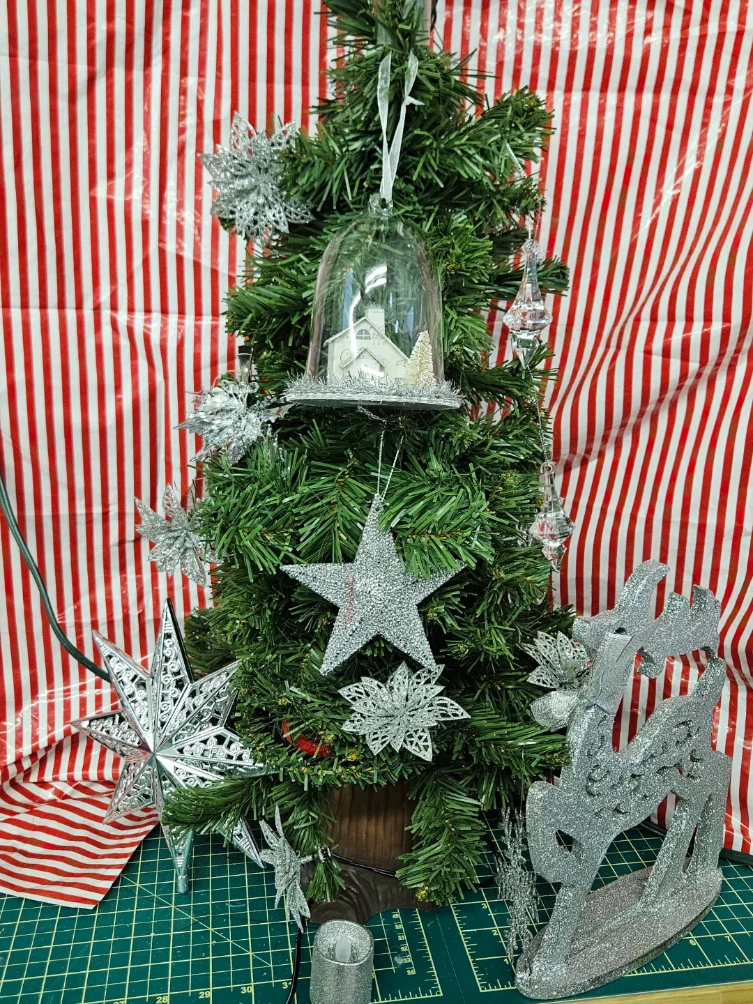 Christmas Tree with Silver Ornaments image indicator(3)