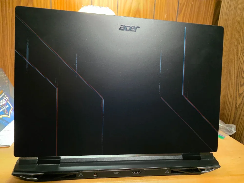 Acer Nitro 5 Gaming Laptop image indicator(3)