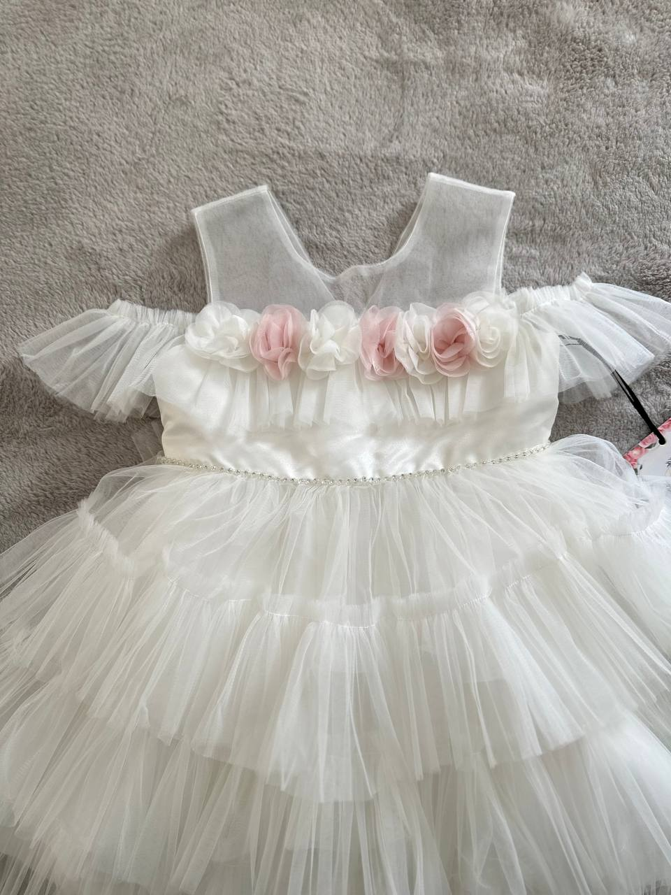 Lindass Princess Dress - New with Tags - photo 2
