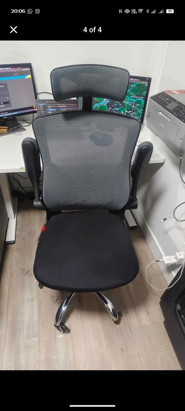 Ergonomic Mesh Office Chair - Black