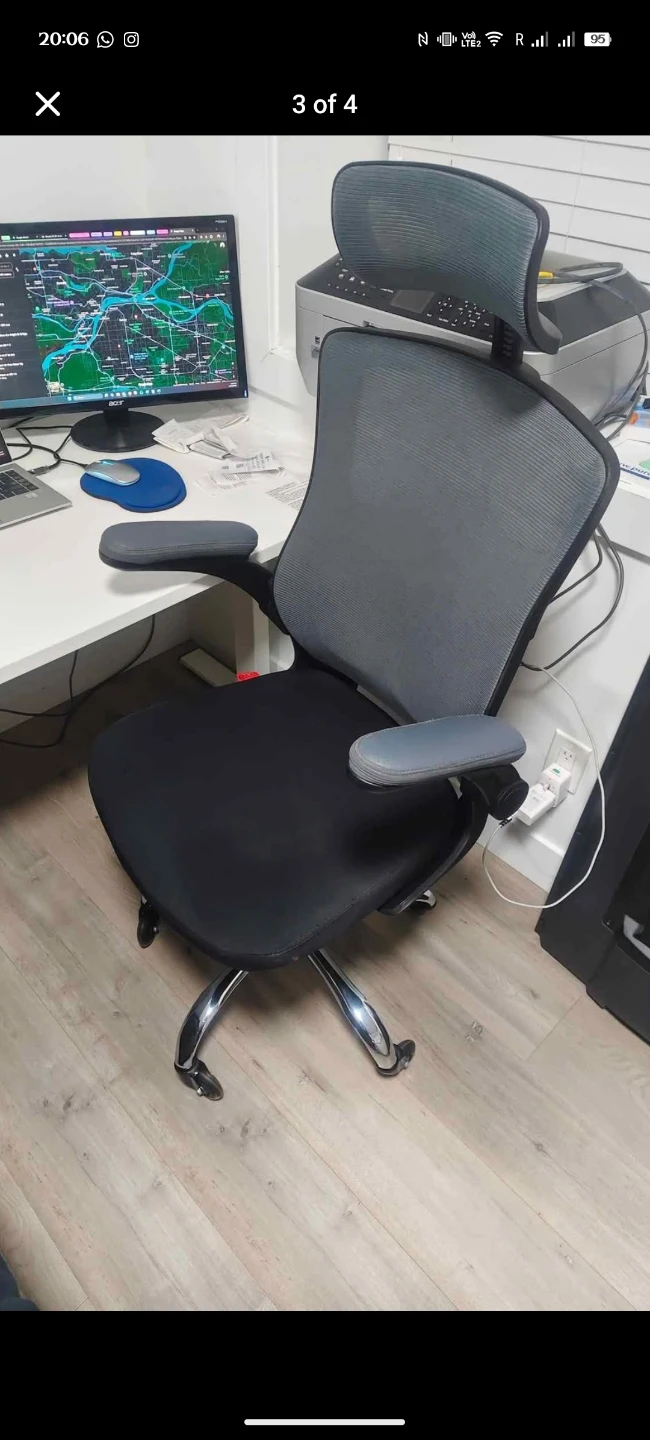 Ergonomic Mesh Office Chair - Black - photo 2