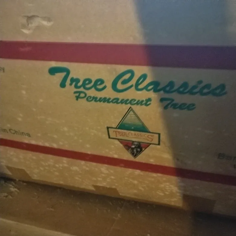 9 feet Christmas tree 🎄 is tall image indicator(4)