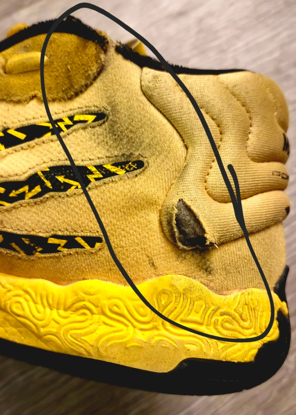 Puma Porsche Legacy Trainer image indicator(7)