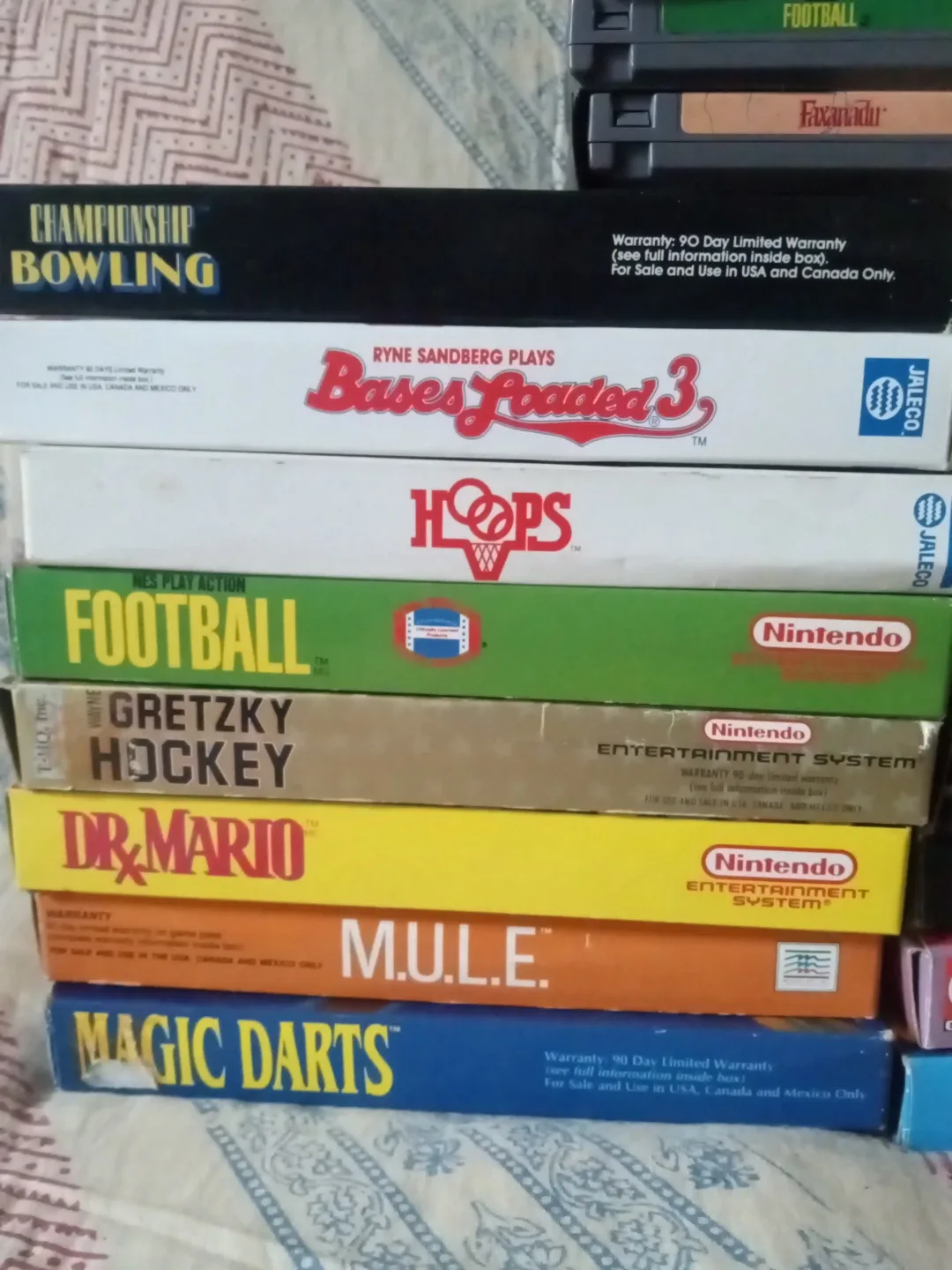 Nintendo Entertainment System (NES) Games image indicator(2)