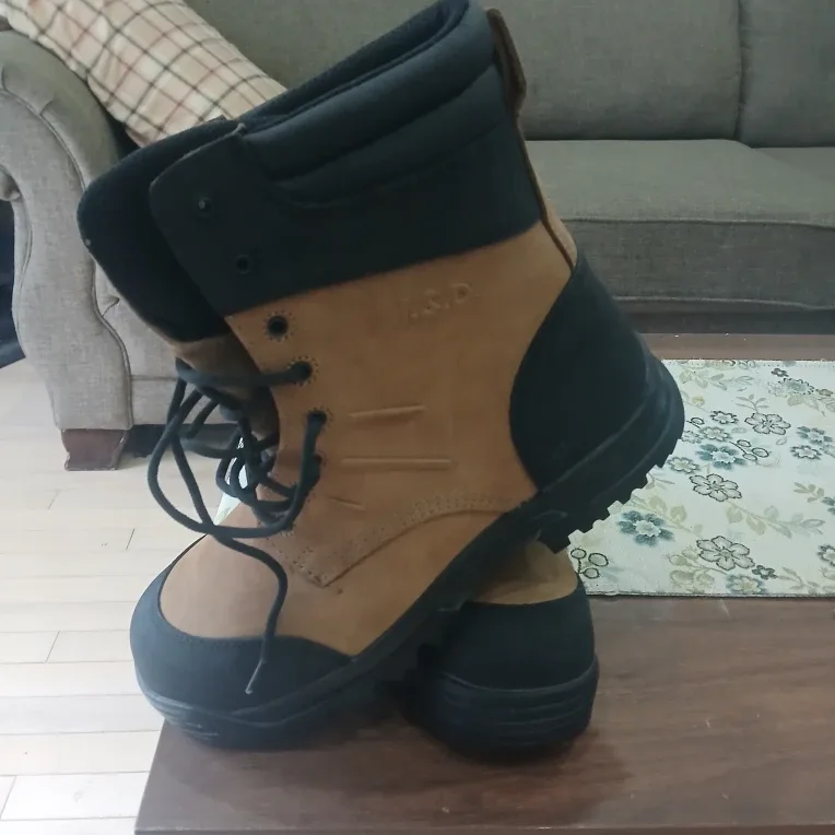 New L.S.D. GSD-9406 Safety Work Boots - Size 10 image indicator(2)