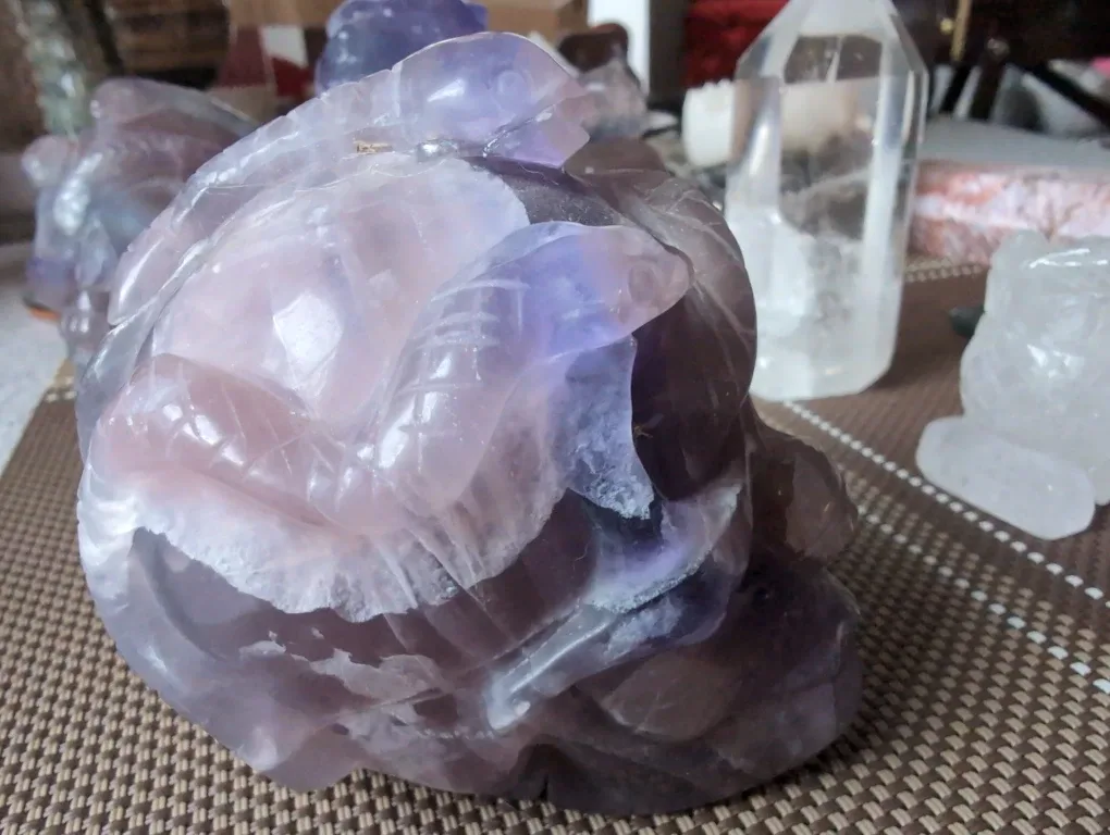 Amethyst Skull with Snakes Carving image indicator(7)