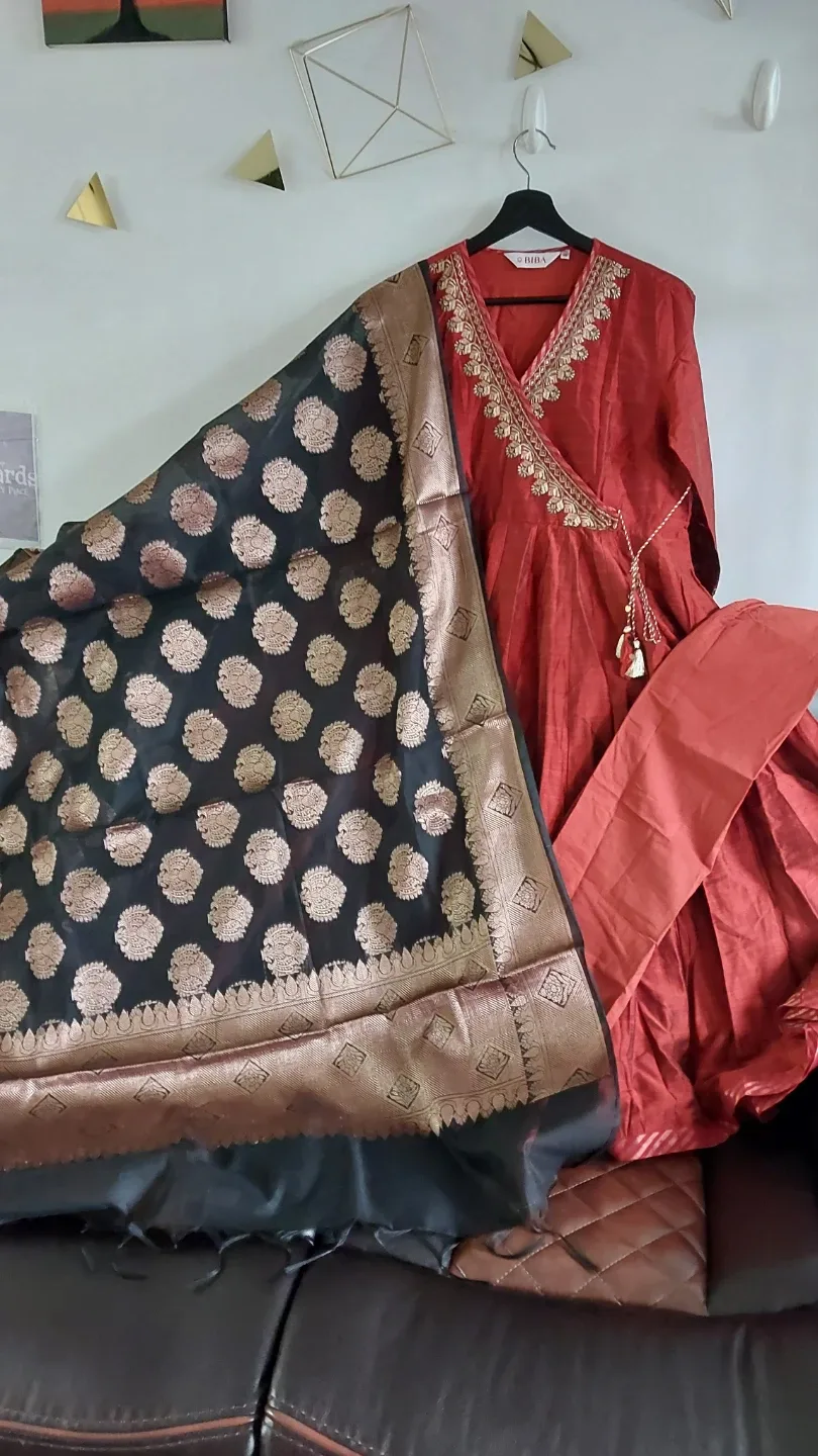 🥕 BRAND NEW BIBA brand anarkali Dress/salwar, party & Dupatta image indicator(6)