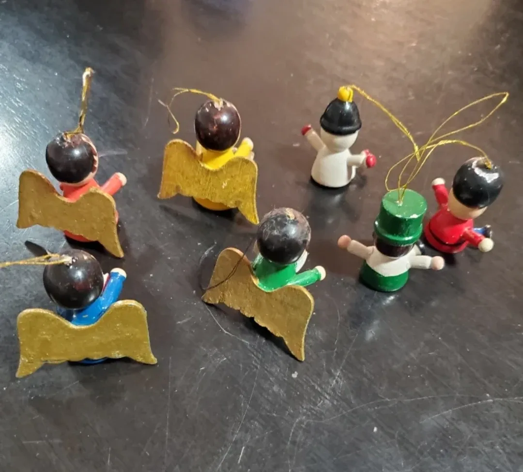 7 Vintage wooden Angel Christmas Ornaments image indicator(5)