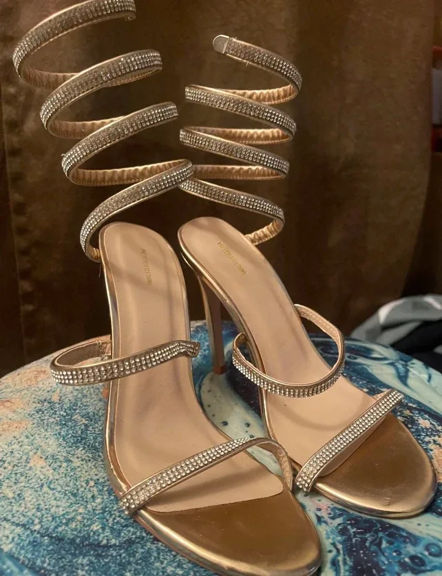 PrettyLittleThing Spiral Diamante Heels