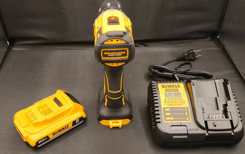 DeWalt 20V MAX XR Cordless DCD 791 Drill Driver Kit image indicator(5)