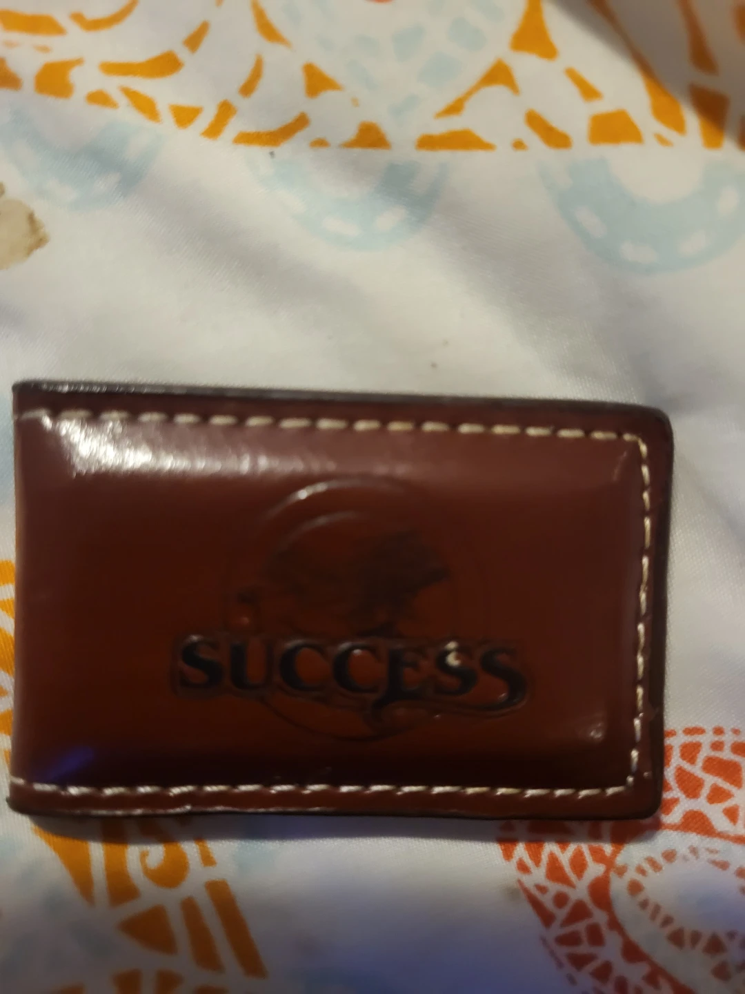 Refuse To Fail brown leather card holder