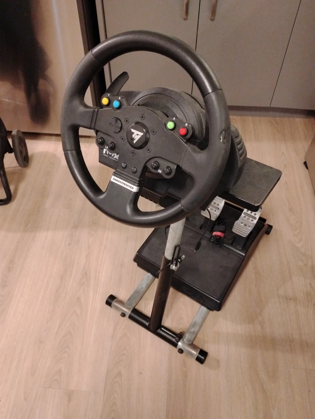 Thrustmaster TMX Force Feedback Racing Wheel - photo 2