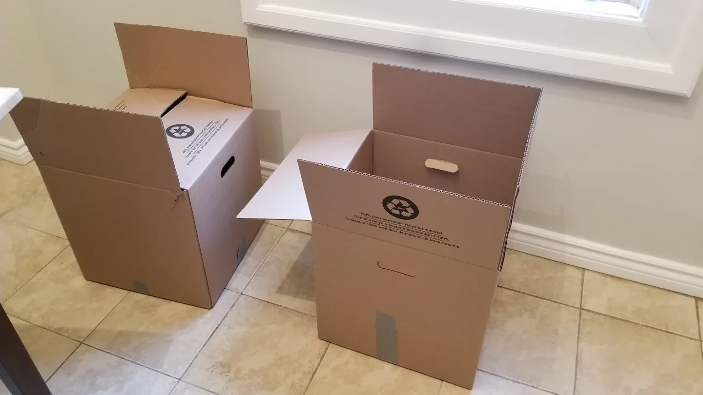 Two Moving Boxes - Medium