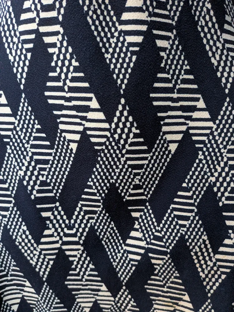 Patterned Navy Skirt image indicator(5)