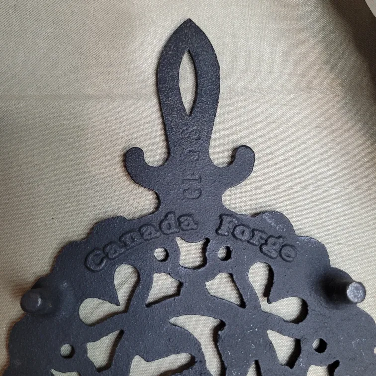 Pair of 7 1/2" x 5" Cast Iron Canada Forge Trivets Devor image indicator(7)