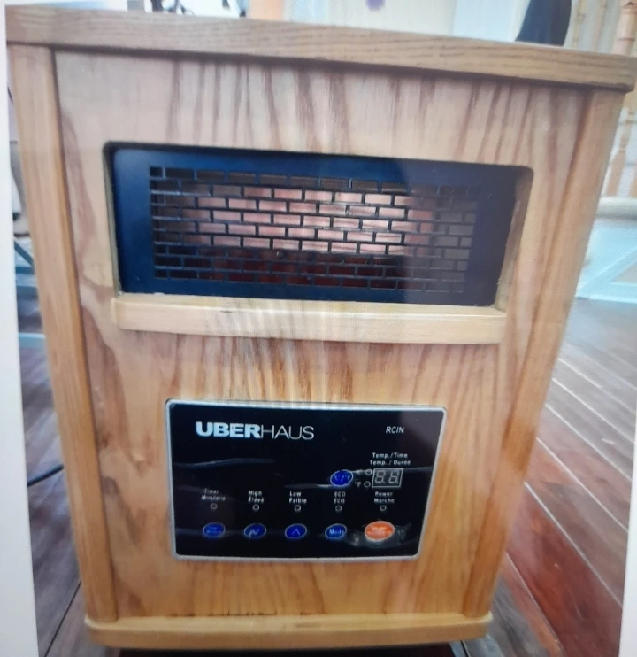 Uberhaus  Infrared Heater