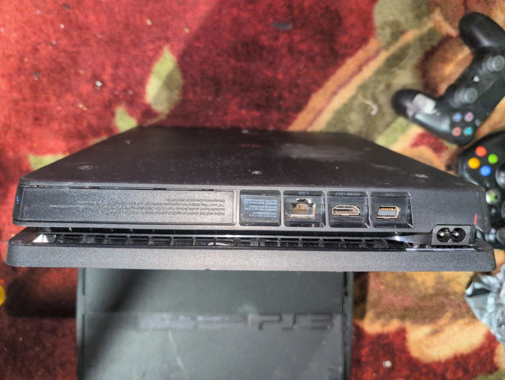 PlayStation 4 Console - photo 3