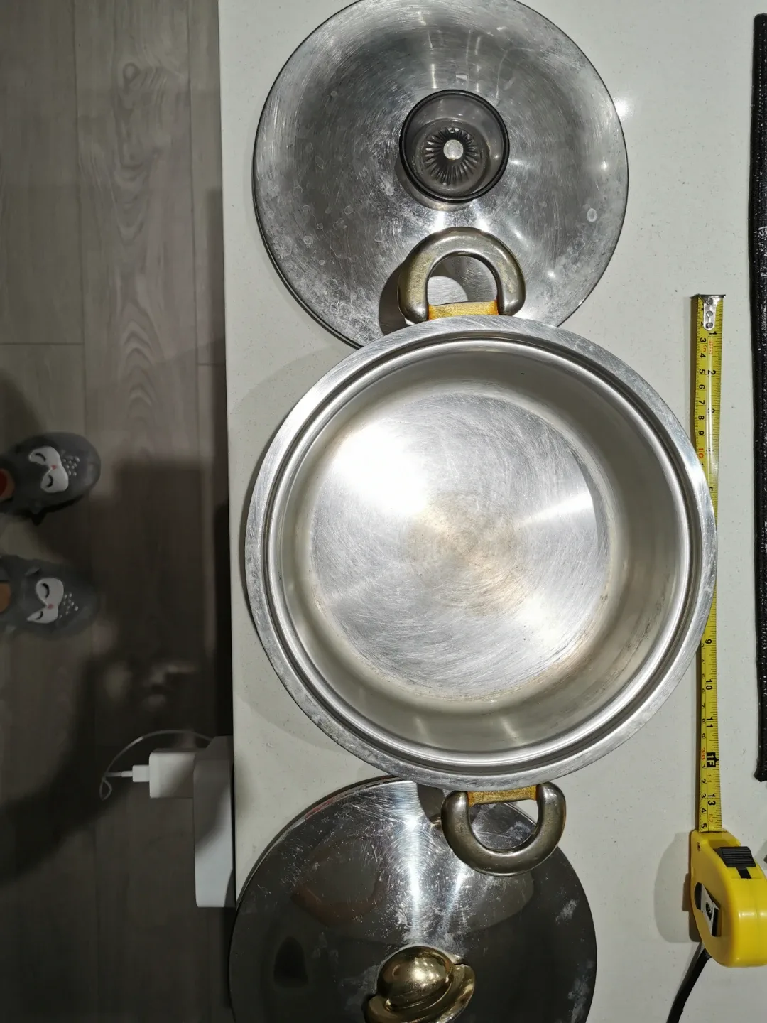 Stainless Steel Pot & 2 Lids thumbnail