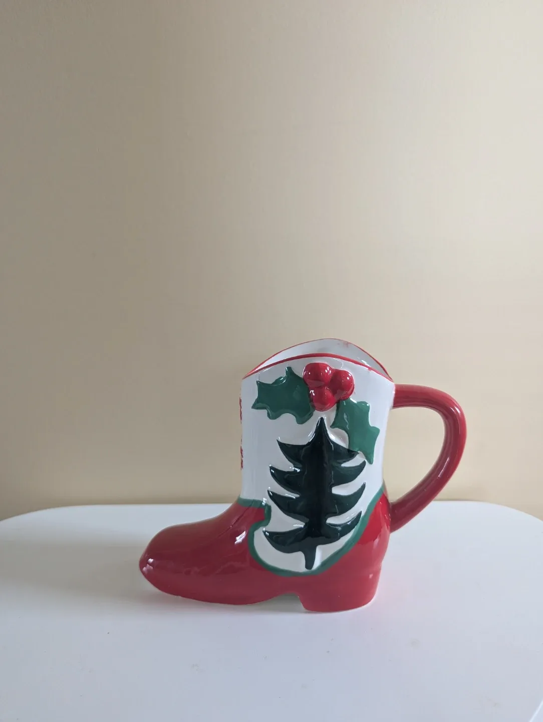 CHRISTMAS COWBOY BOOT CERAMIC MUG VASE