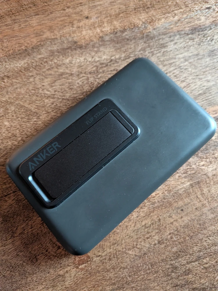 Anker 633 Magnetic Battery (MagGo) - photo 2