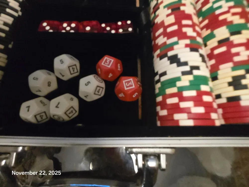 Professional Poker Set, Clay Chips image indicator(4)