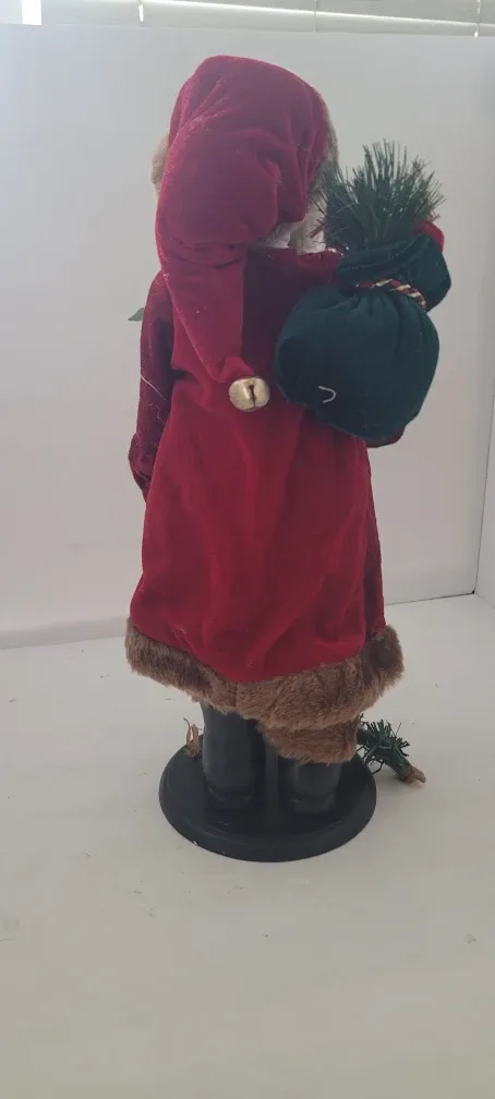 Santa Claus Figurine - Holiday Decor image indicator(3)