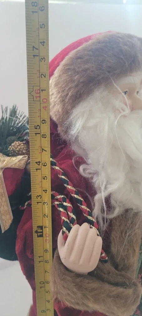 Santa Claus Figurine - Holiday Decor image indicator(6)