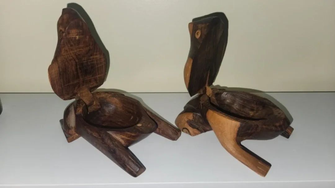 Hand carved wooden animals image indicator(3)