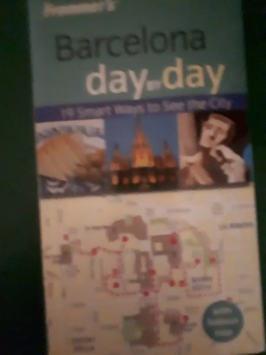 Frommer's Barcelona Day by Day Guide🥕