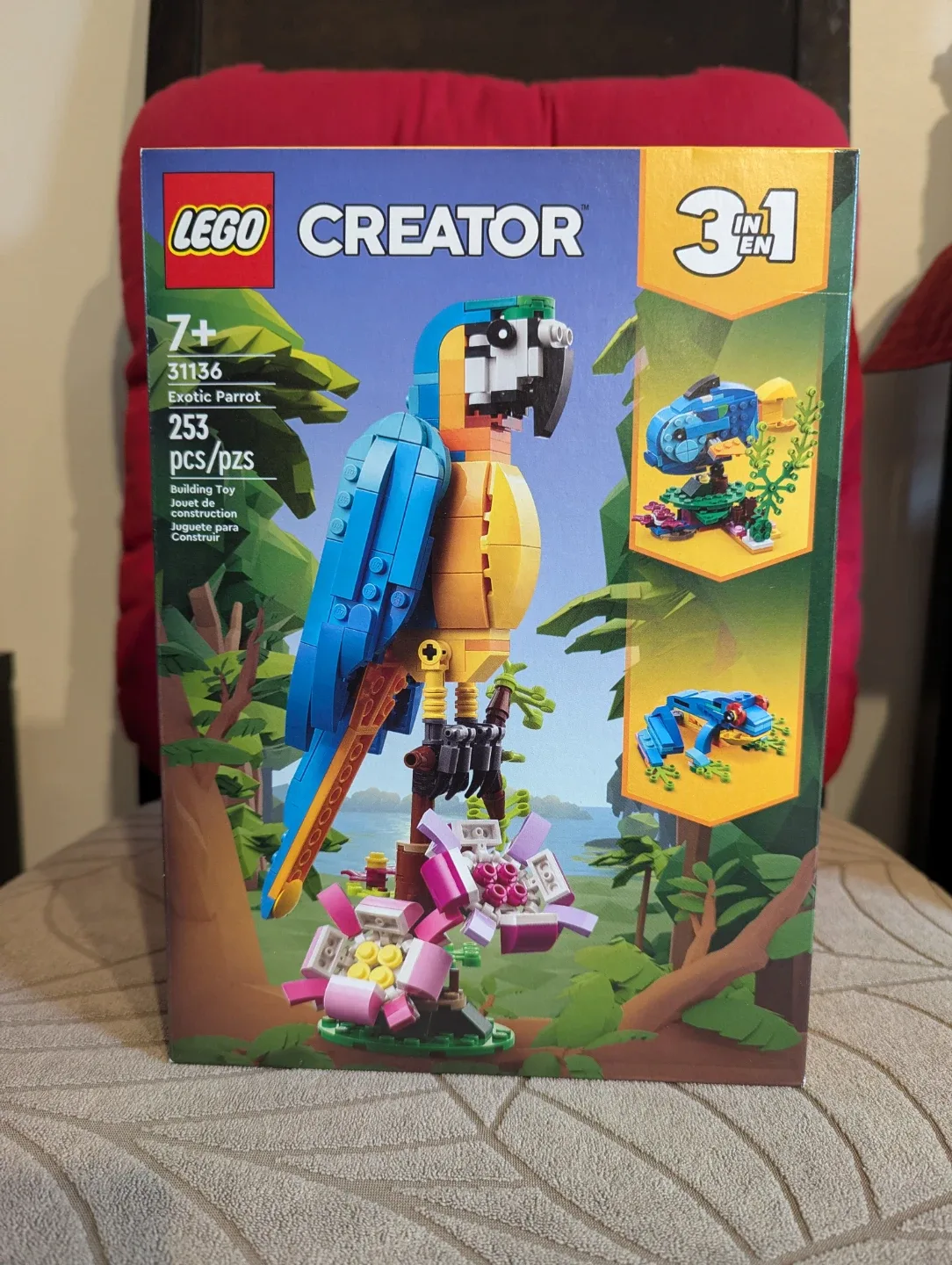 New! LEGO Exotic Parrot 3-in-1 Set