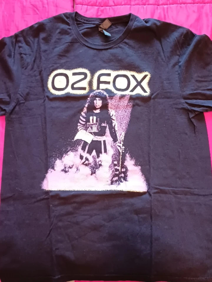 Band T-Shirt Europe Paul Gilbert Stryper Daisies Cure - photo 3