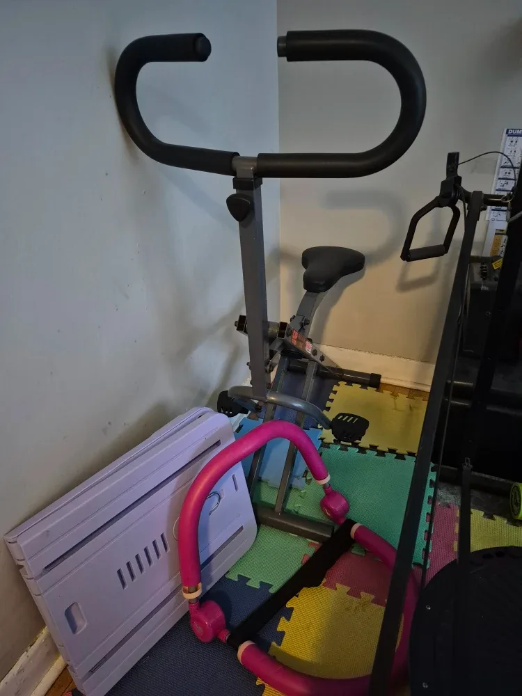 Exercise Bike and Ab Crunch Machine