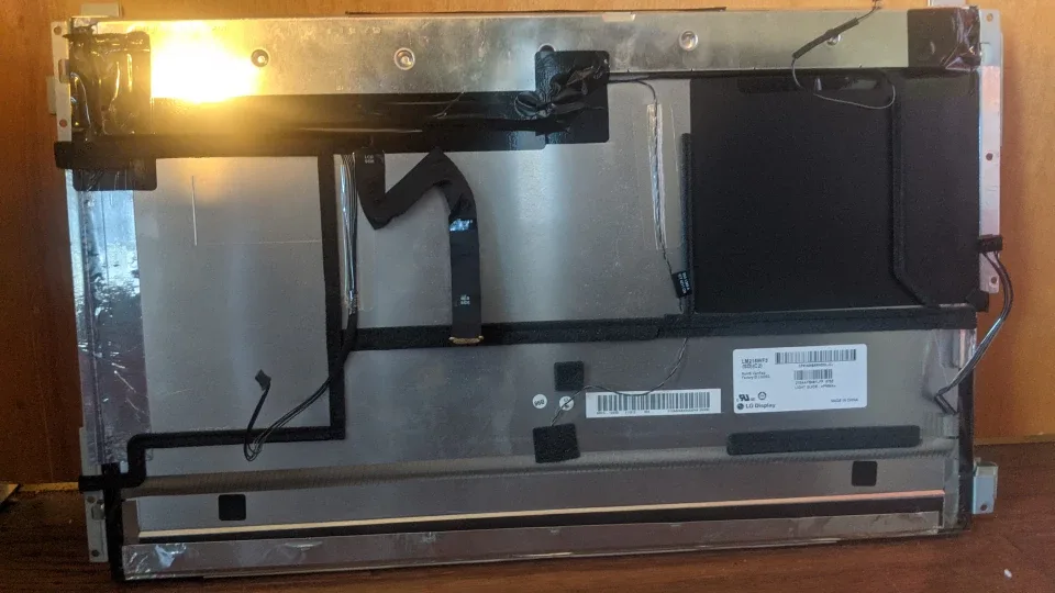 LG Display Panel LM215WF3 (SD)(C2) image indicator(2)