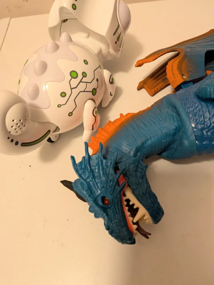 Blue and Orange Dragon Toys - need battery change image indicator(5)