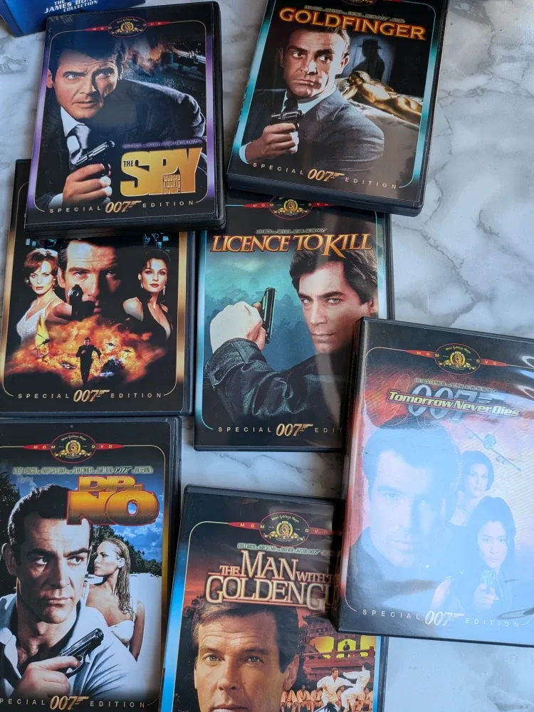 007 James Bond DVD Collection - 7 DVDs image indicator(5)