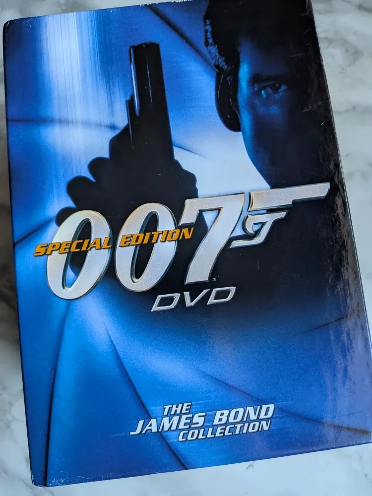007 James Bond DVD Collection - 7 DVDs image indicator(8)