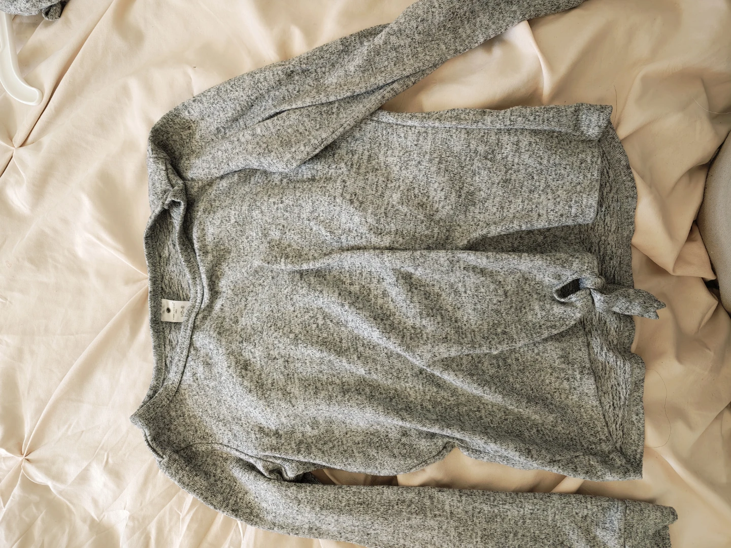 Size 6-8  Heart Sweater & Old Navy Gray Leggings - photo 4