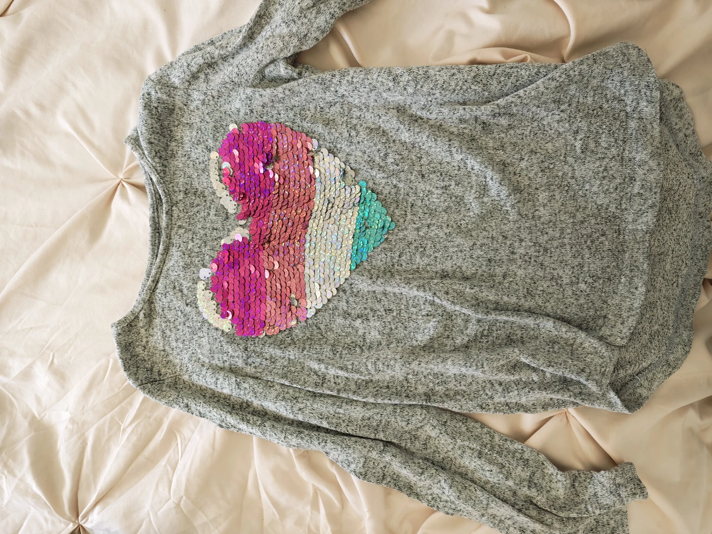 Size 6-8  Heart Sweater & Old Navy Gray Leggings