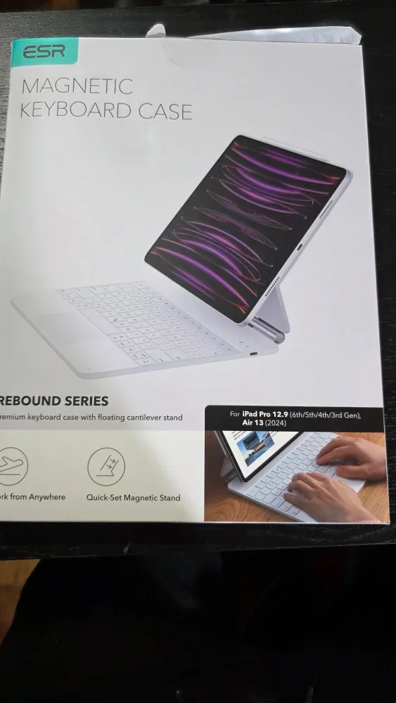 ESR Rebound Magnetic Keyboard Case for iPad Pro 12.9 & Air 13 image indicator(3)