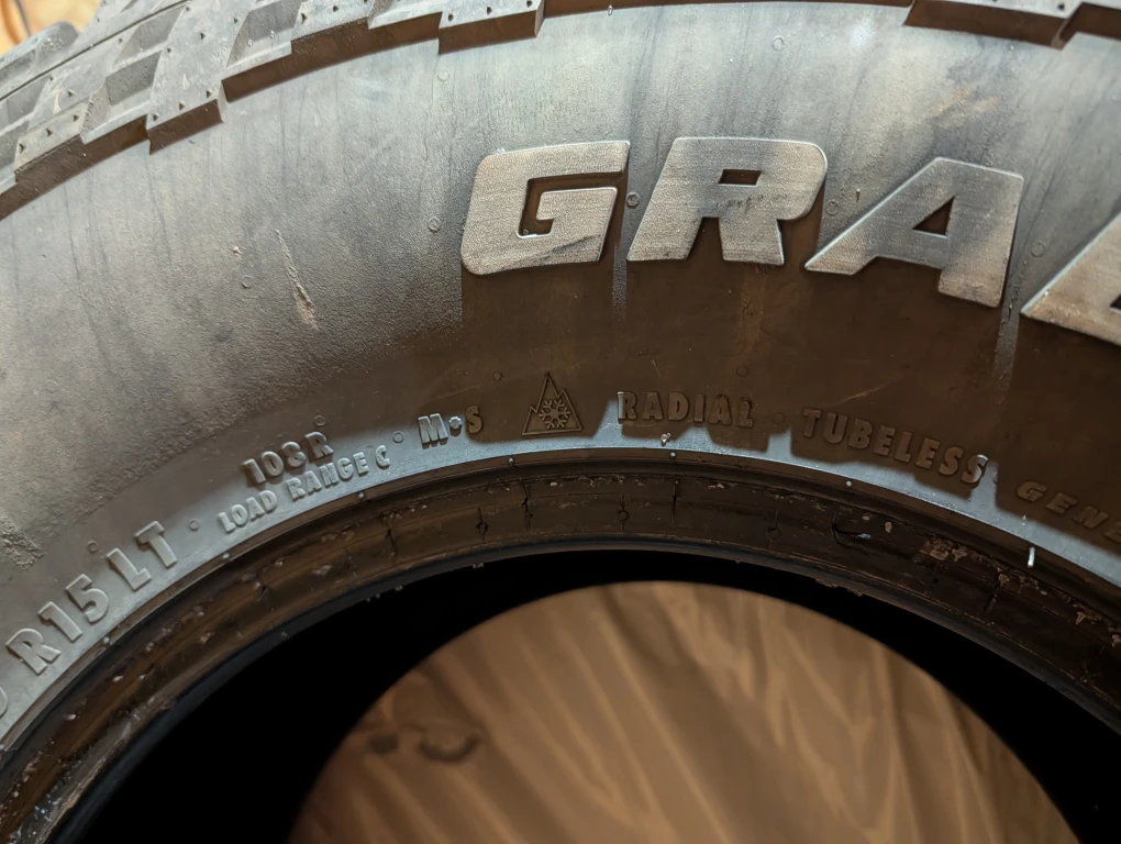 General Grabber A/TX Tire 33X12.50R15LT - photo 4