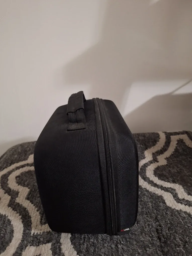 Blue Yeti USB Microphone with Case - Blue image indicator(5)