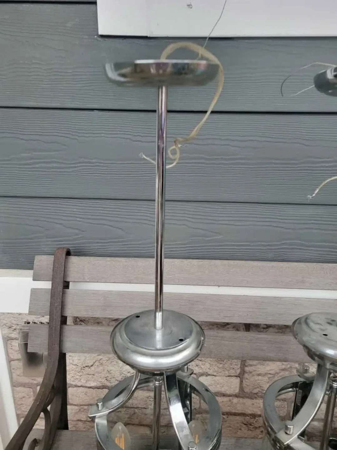 Set of 3 Chandelier Lights image indicator(4)