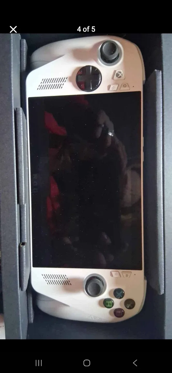 ASUS ROG Ally Gaming Handheld - Like New! image indicator(2)