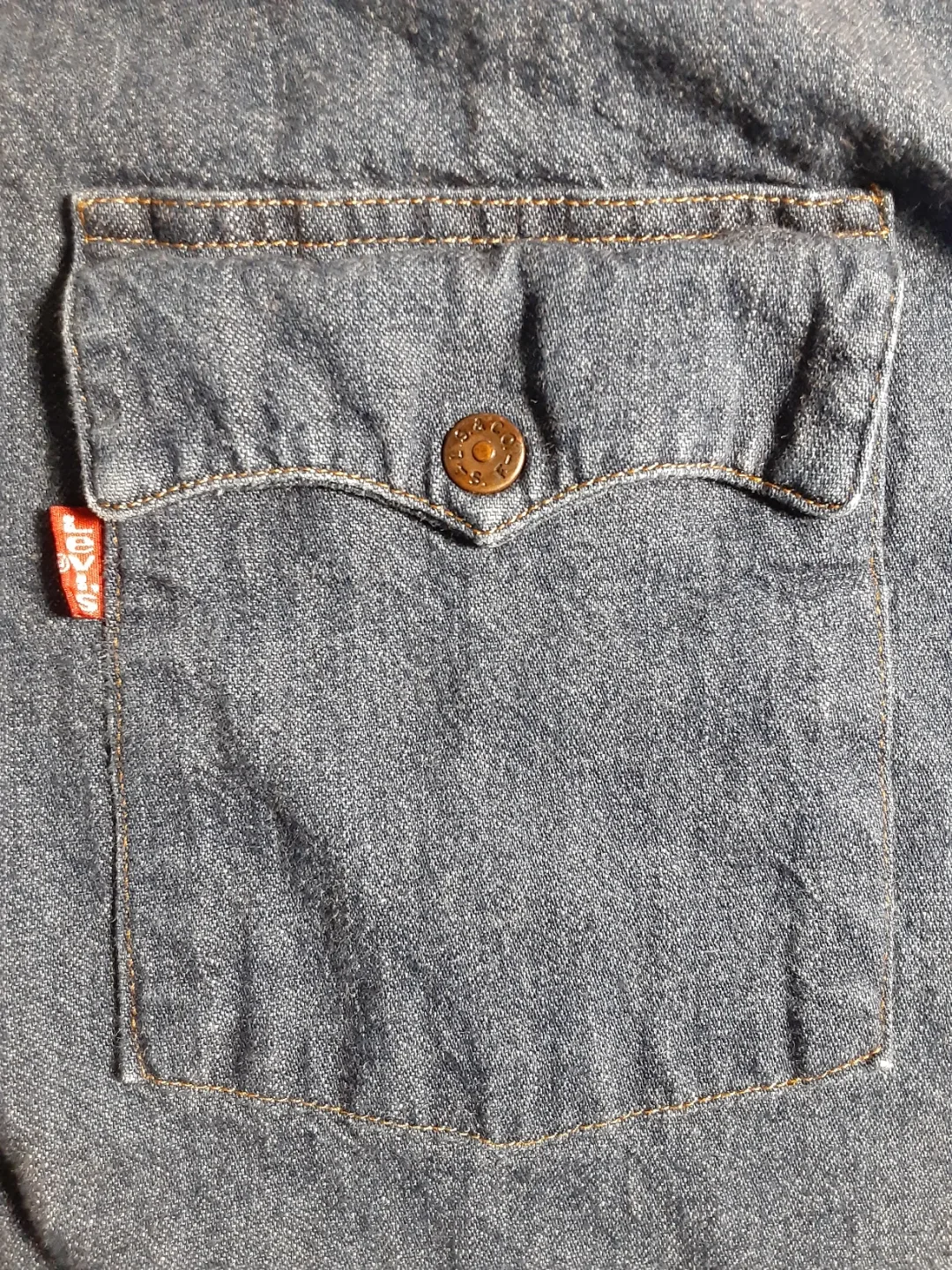 Levi's Authentic - Denim Long Sleeve Western Shirt | S: LG image indicator(4)