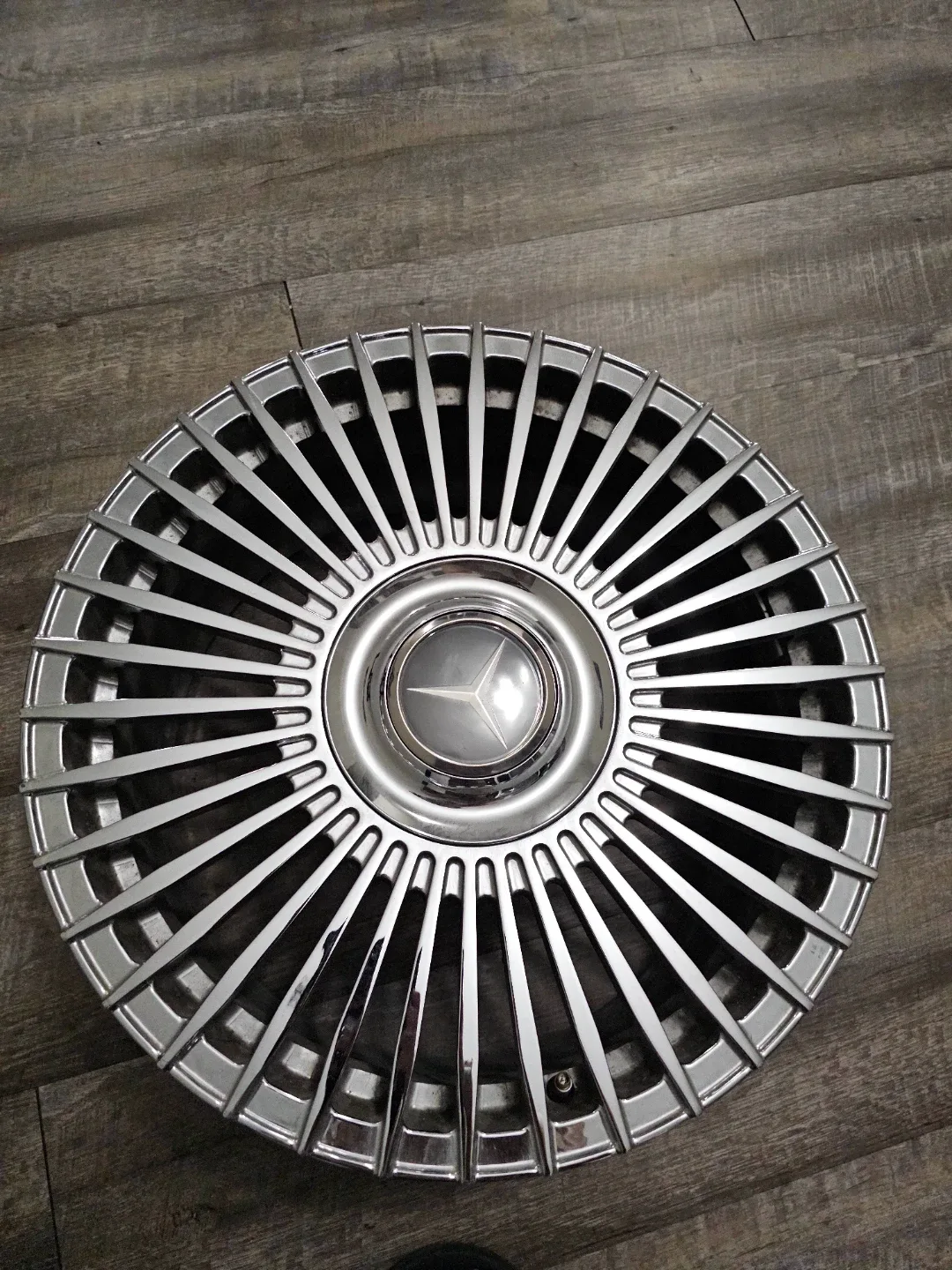 Multi spoke 19" Rims + micheline Sports plus A/S tires image indicator(3)