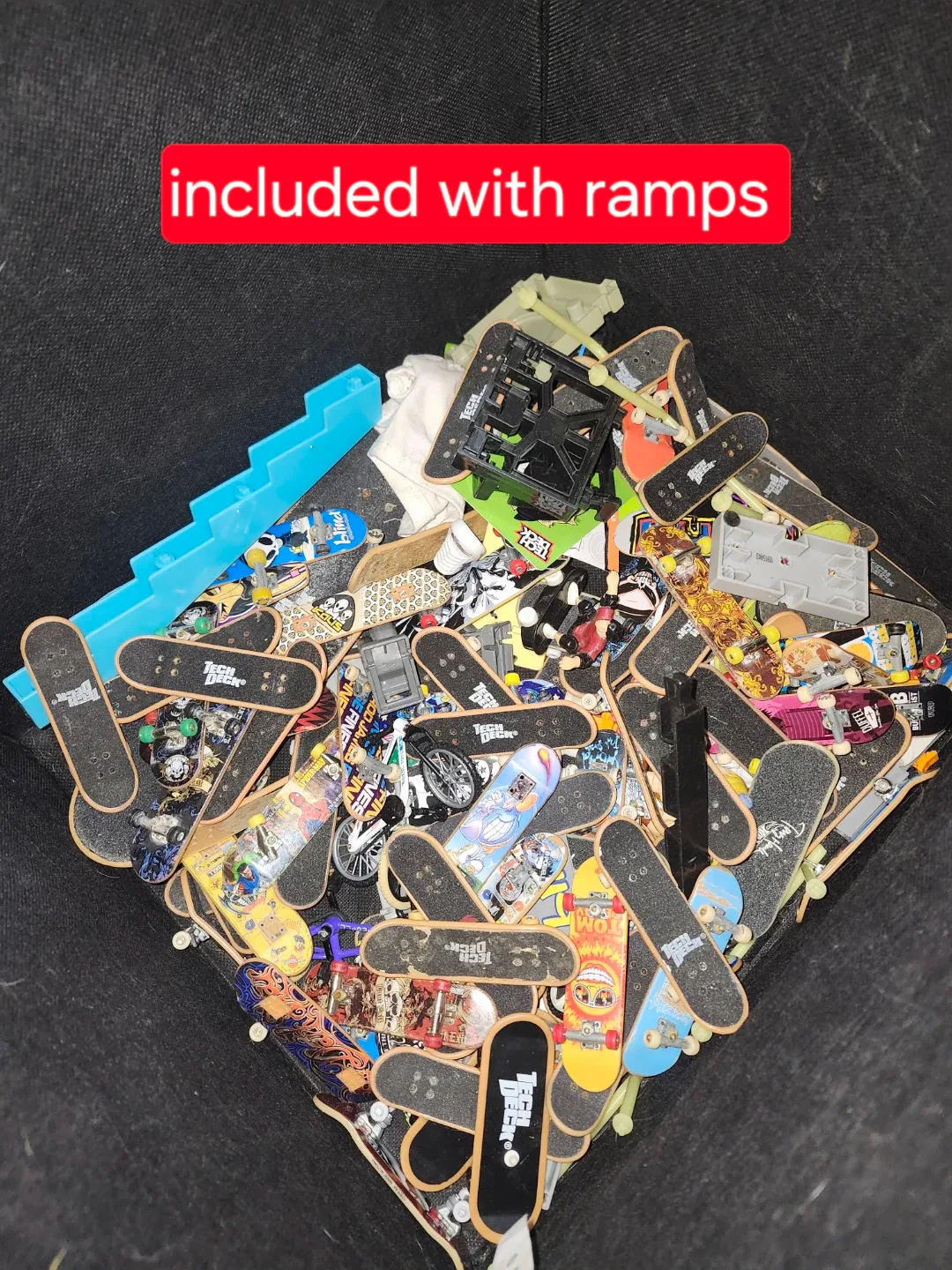 Lots n lots of toys image indicator(4)