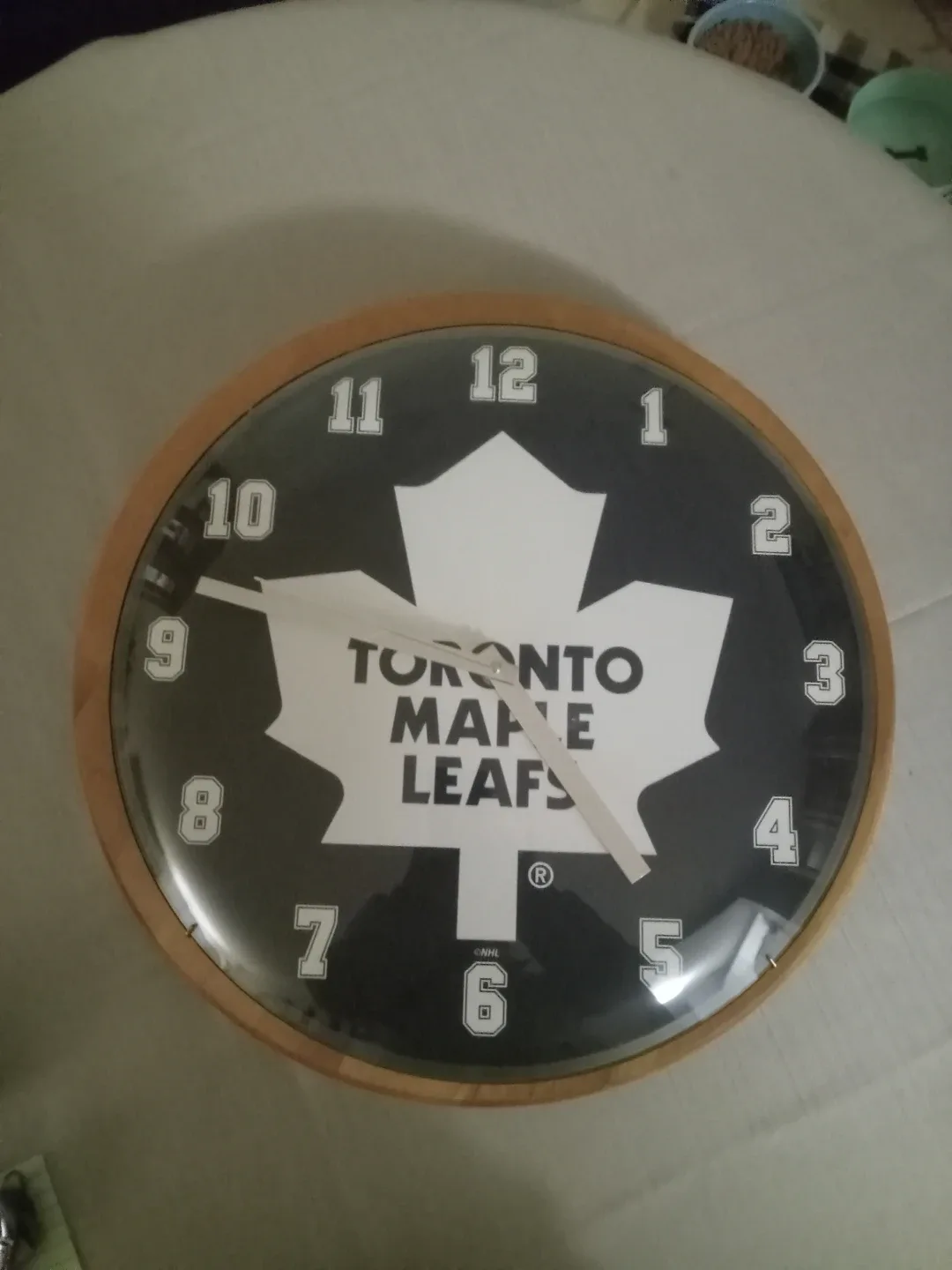 Toronto Maple Leafs Wall Clock image indicator(4)