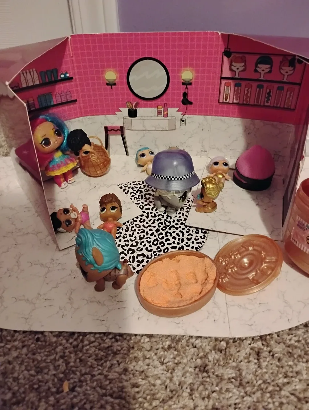 L.O.L. Surprise! Dolls & Furniture Set image indicator(4)